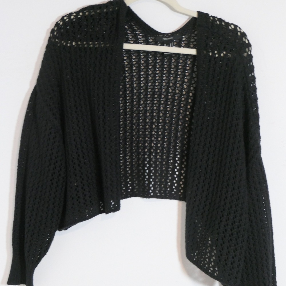 Forever 21 Womens Cardigan M Black Open Knit Cropped Shrug Boho Oversized Goth
